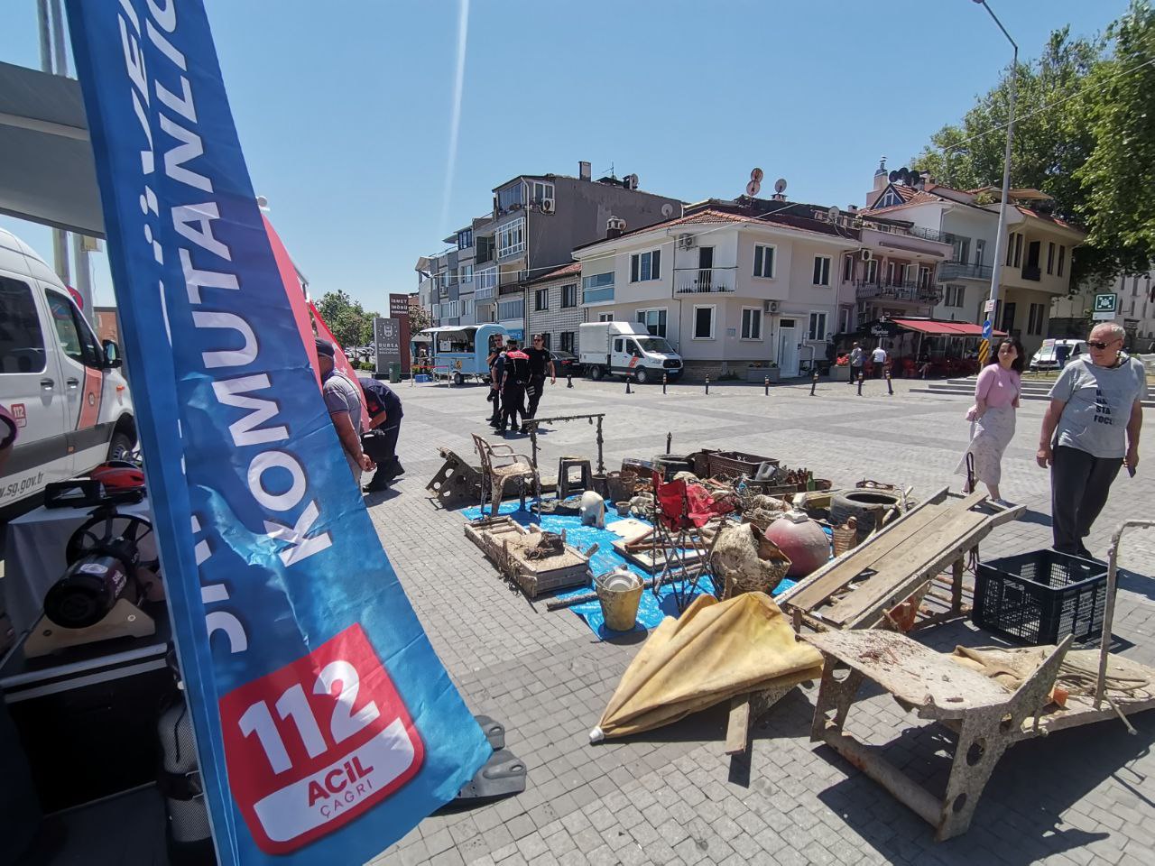 Denizden çıkan atıklar sergilendi