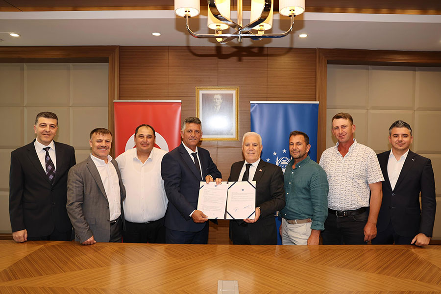 Bursalı üreticiye ekipman desteği