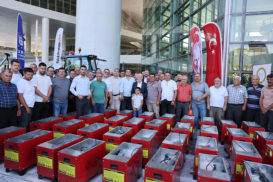 Büyükşehir, üretenin yanında